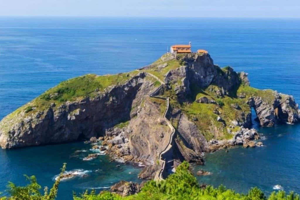 Comodo Apartamento En El Centro De Bermeo. Esterno foto